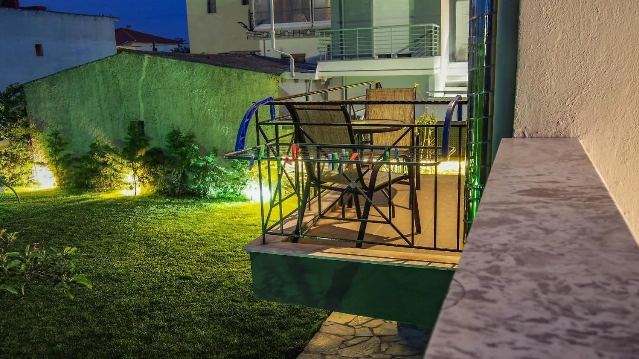 Antony'S Luxury Apartments Nikiti