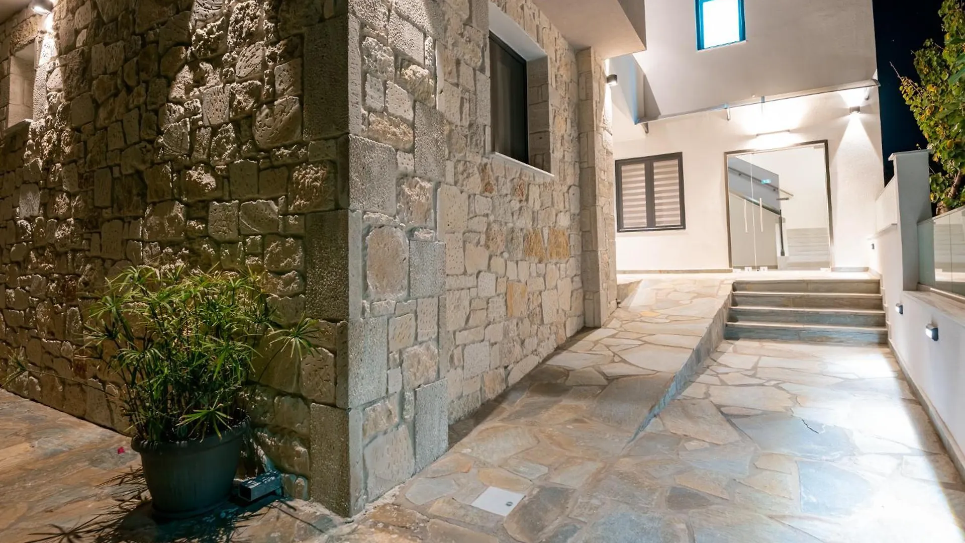 Antony'S Luxury Apartments Nikiti   Nikiti (Sithonia)
