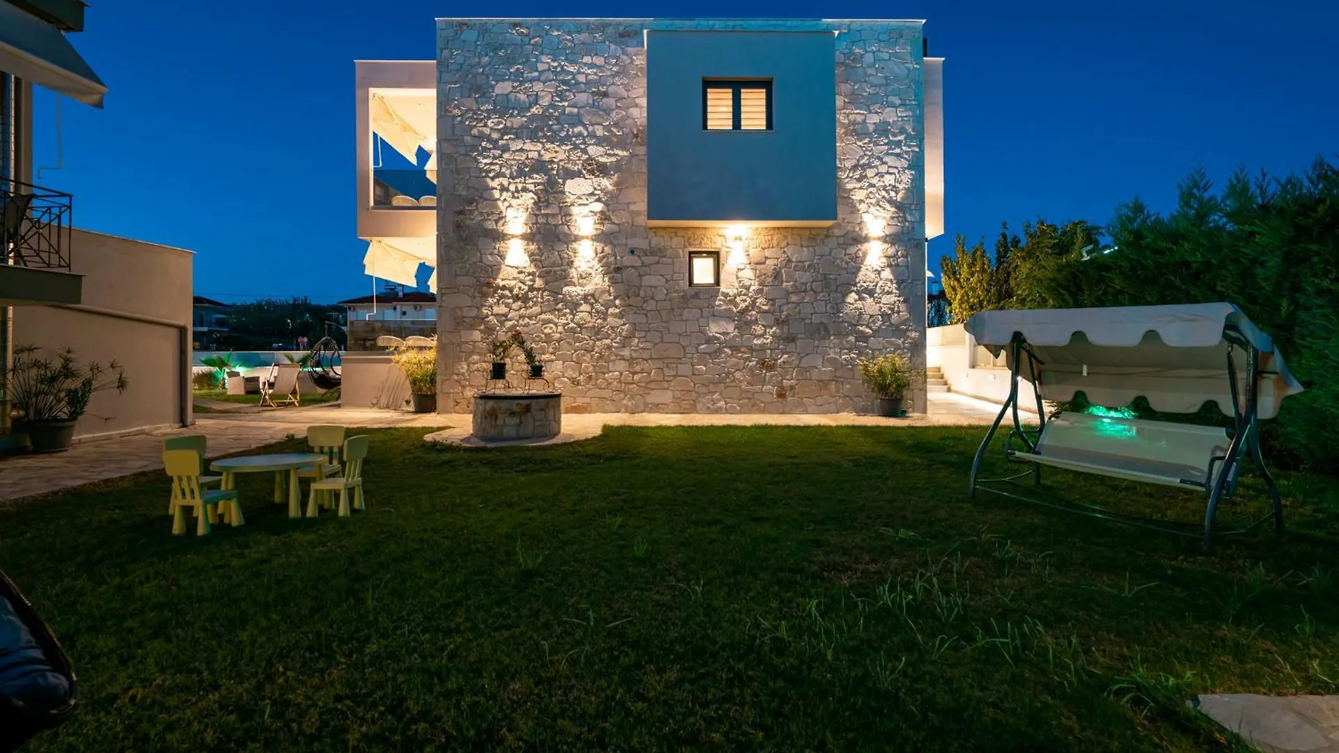 Antony'S Luxury Apartments Nikiti  Greece