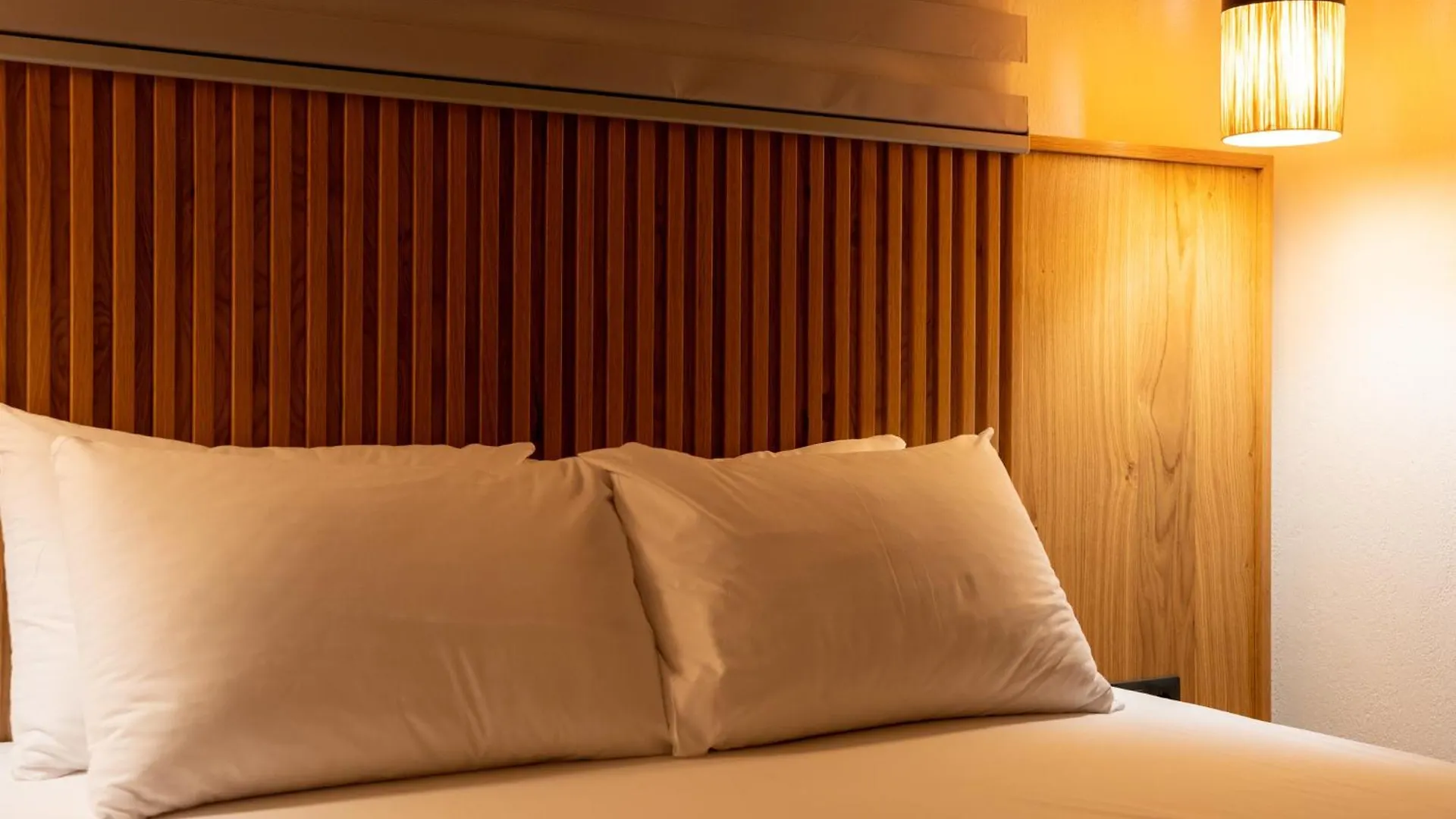 Antony'S Luxury Apartments Nikiti
