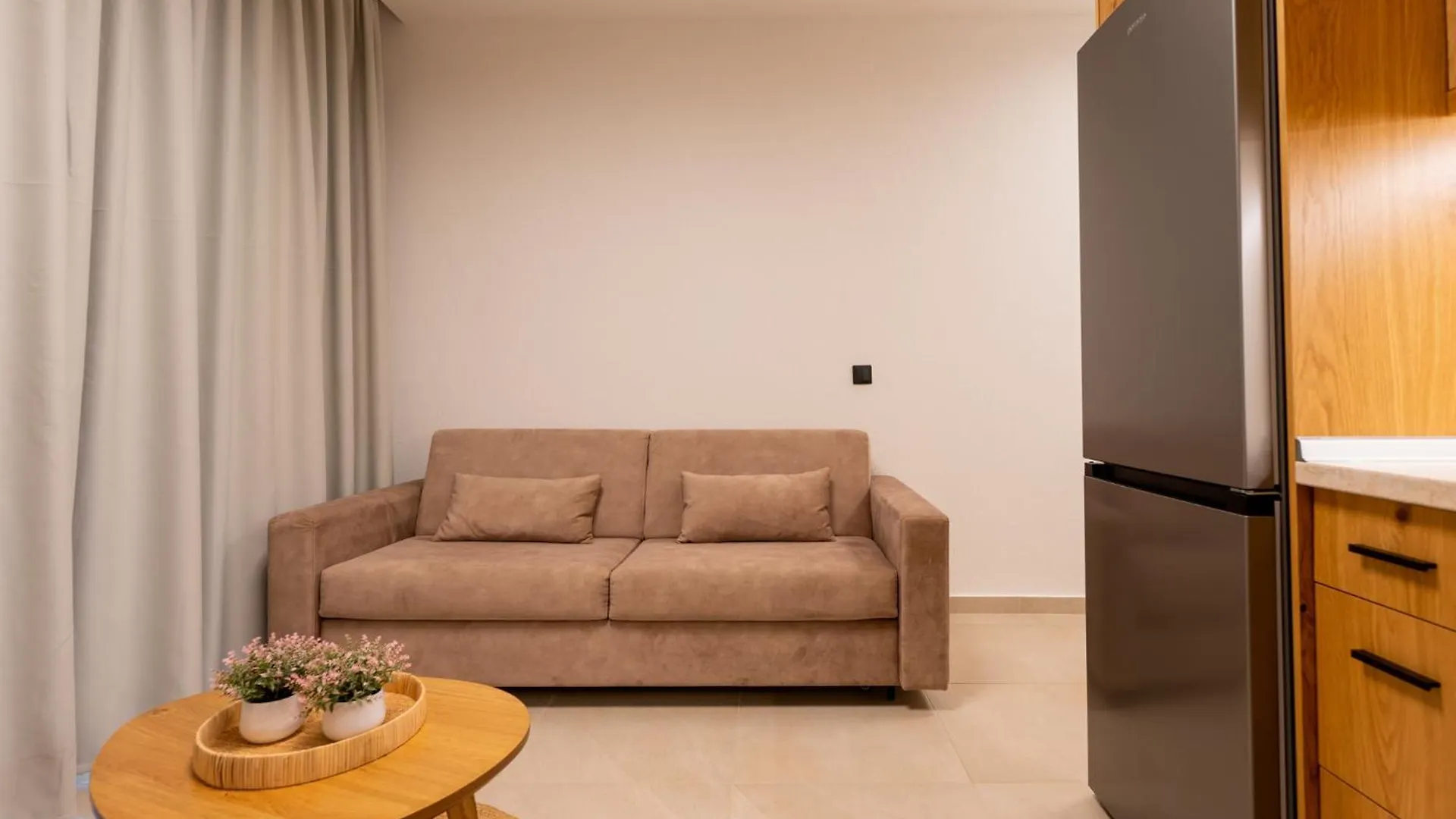 Antony'S Luxury Apartments Nikiti